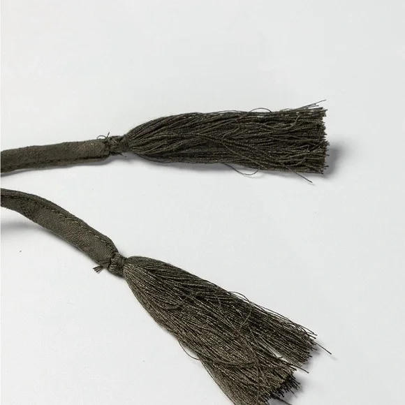 Green Embroidered Split Neck Pleated Loose Blouse Bohemian Top - Picture 9 of 15